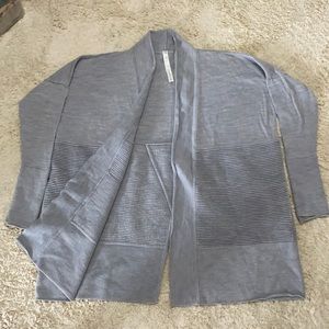Lululemon sit in lotus wrap II